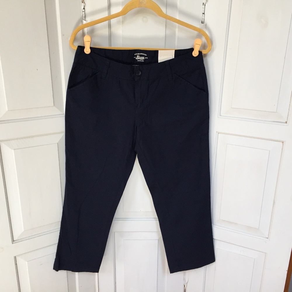 G. H. Bass Navy Blue Capris